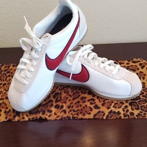 Nike Retro